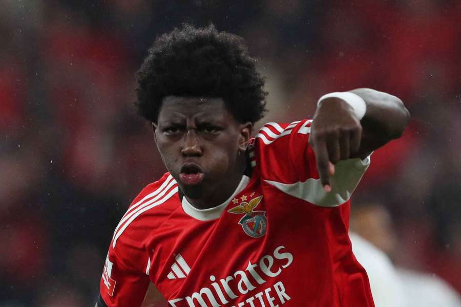 Anísio Cabral renueva con el Benfica