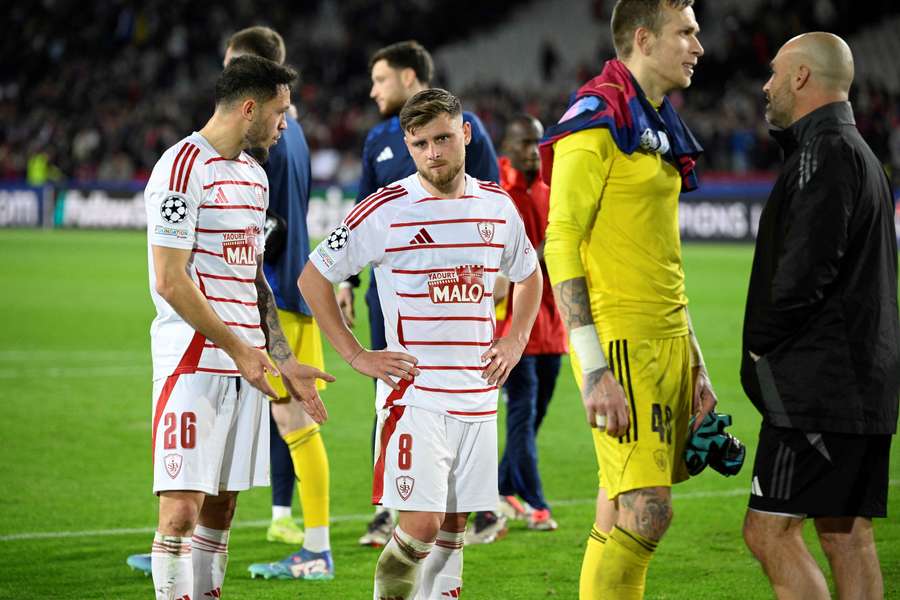 Les Brestois après le match contre le Barça.