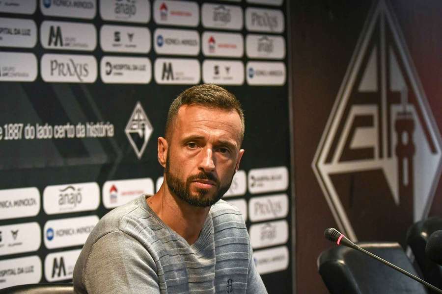 António Barbosa, treinador da Académica
