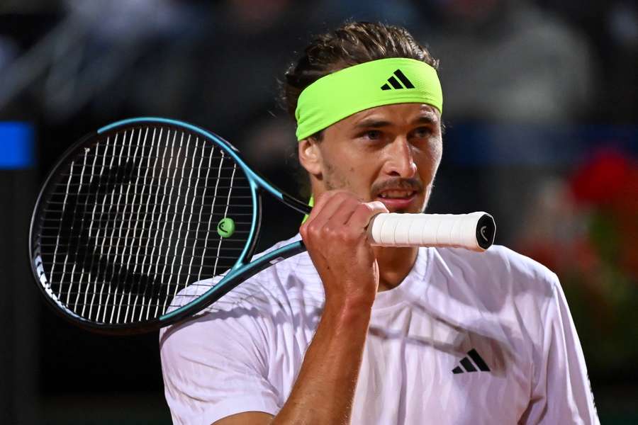 Alexander Zverev si nebral v rozhovoru na kurtu servítky.