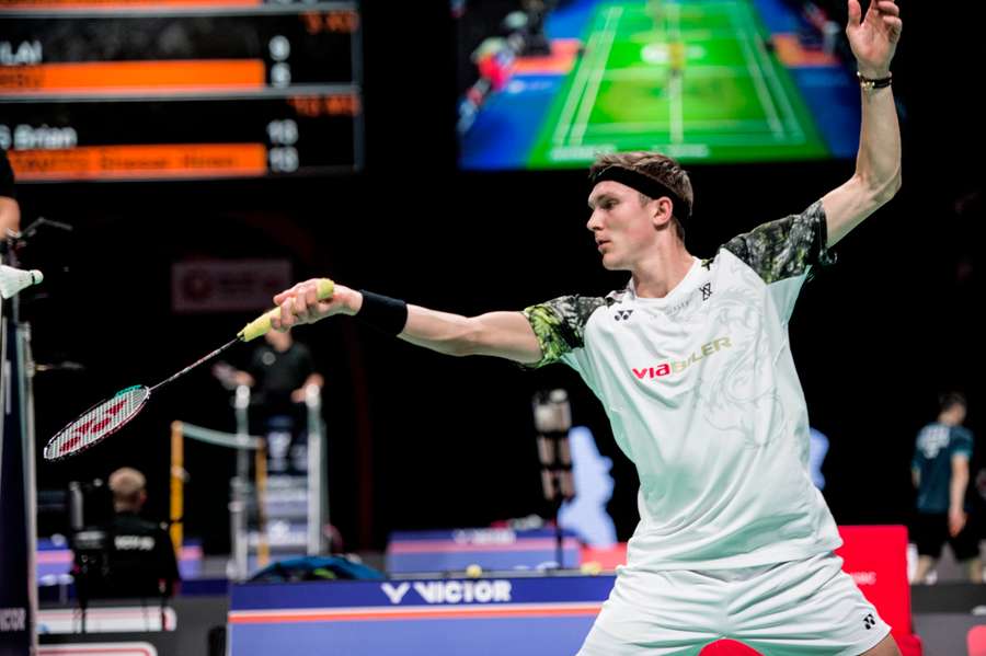 Var allerede videre til næste runde: Viktor Axelsen gik i stå og tabte til inder