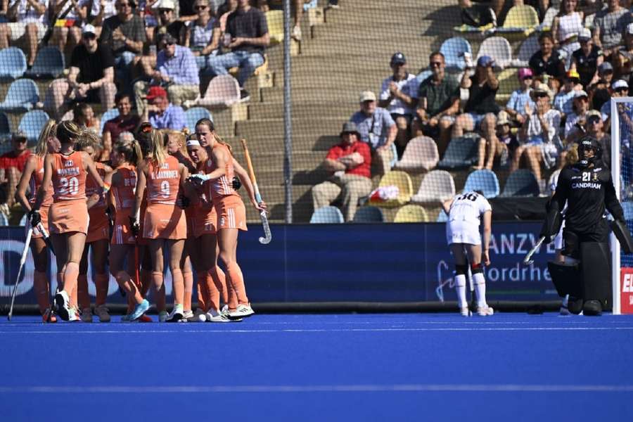 Hockeysters Oranje winnen tweede EK-duel moeizaam van België