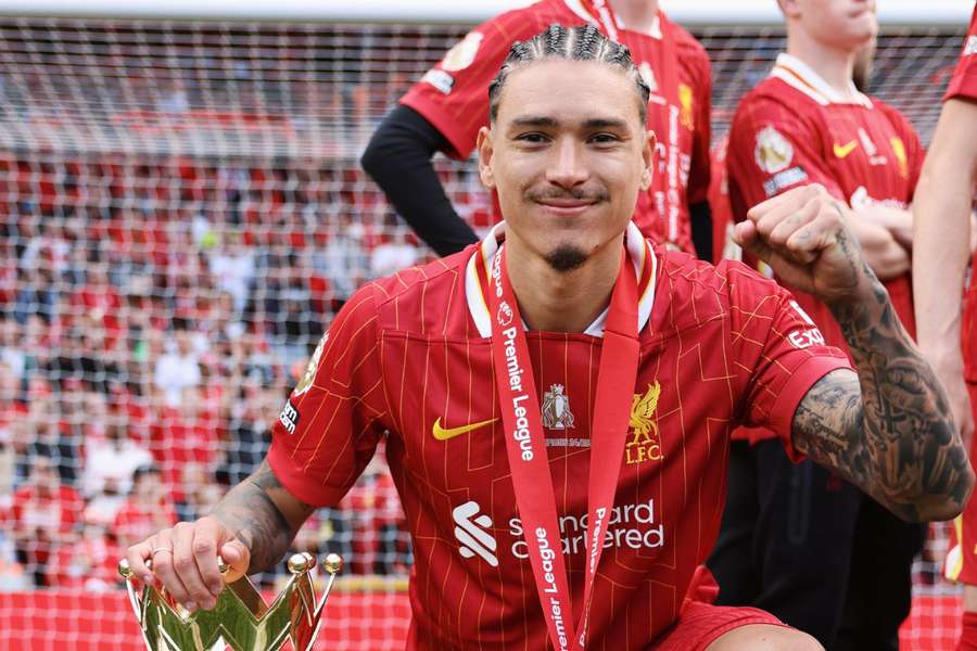 Oferta do Napoli está abaixo do que o Liverpool quer por Núñez