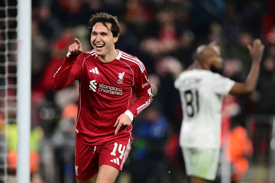 Liverpool forward Chiesa recalled to Italy's World Cup play-off squad