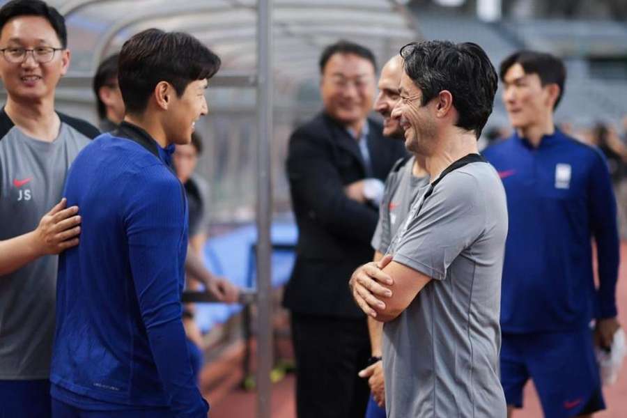 João Aroso faz parte da equipa técnica da Coreia do Sul