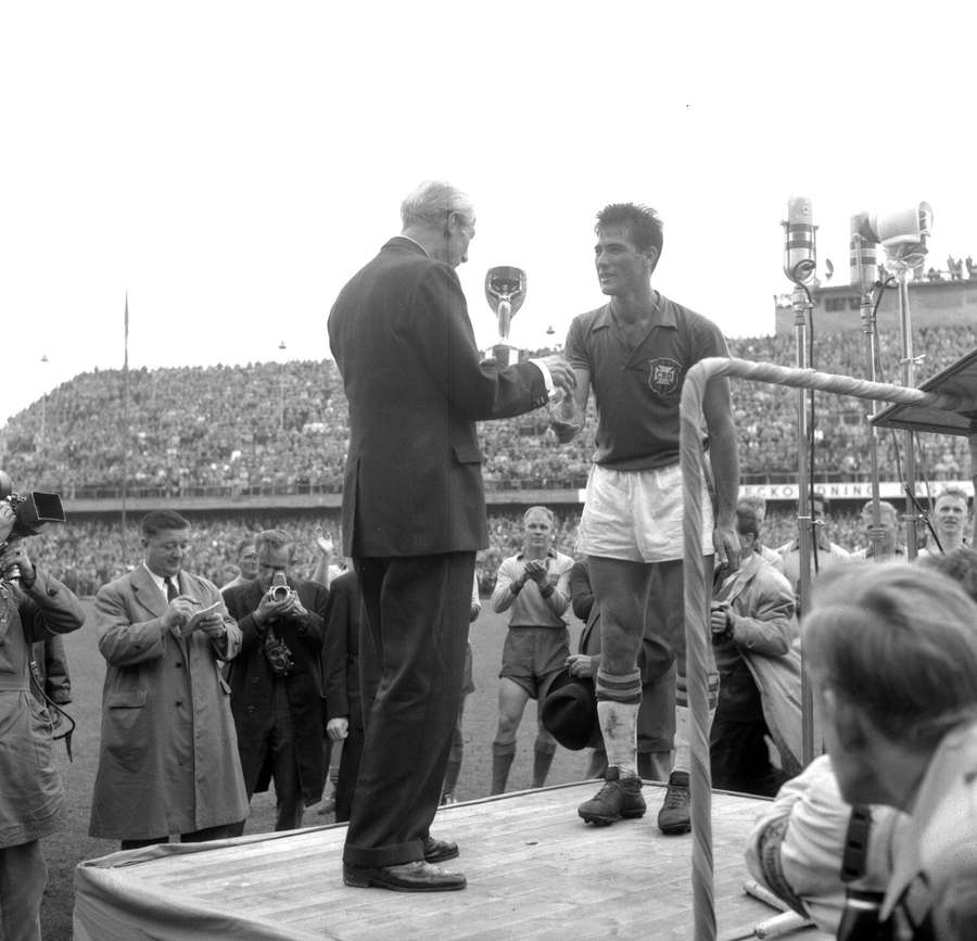 Bellini era o capitão no título mundial de 1958