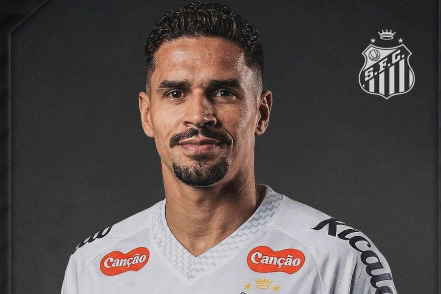 Lucas Veríssimo é a aposta do Santos para solucionar problemas defensivos Lucas Veríssimo é a aposta do Santos para solucionar problemas defensivos