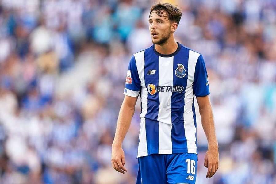 Nico González vai para a segunda temporada no FC Porto