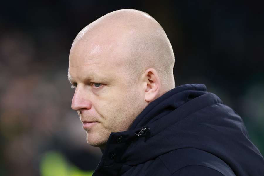 Hearts have sacked head coach Steven Naismith following a run of eight consecutive defeats