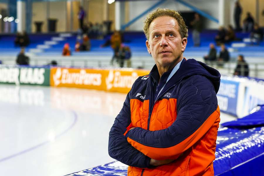 Rintje Ritsma na diskwalificatie schaatssters: 'Regels zijn regels'