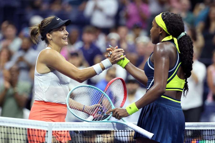 Maria (l.) unterlag der Favoritin Gauff deutlich