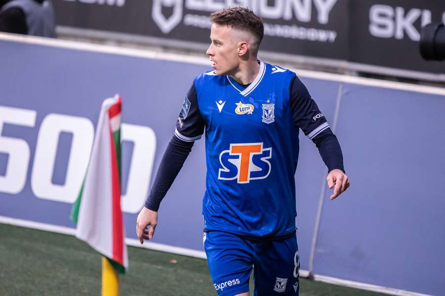 Jan Sýkora był jedynym Czechem, który grał dla Lecha w Polsce. Jan Sýkora był jedynym Czechem, który grał dla Lecha w Polsce.