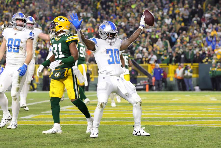 Jamaal Williams tirou o ex-time dos playoffs com dois touchdowns