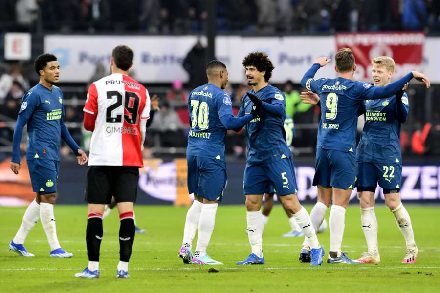 Feyenoord en PSV strijden vanavond voor een ticket naar de kwartfinales