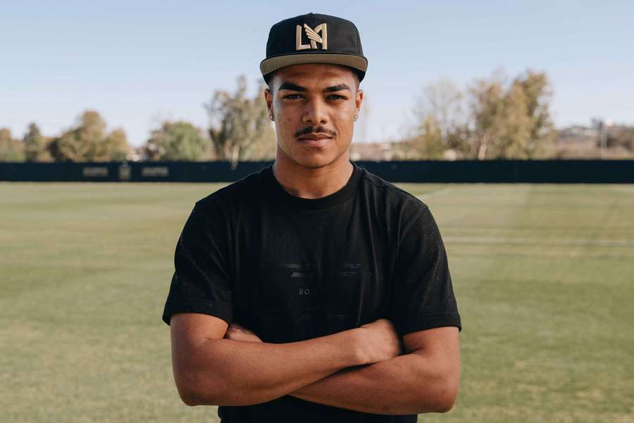 Igor Jesus já conheceu a nova equipa