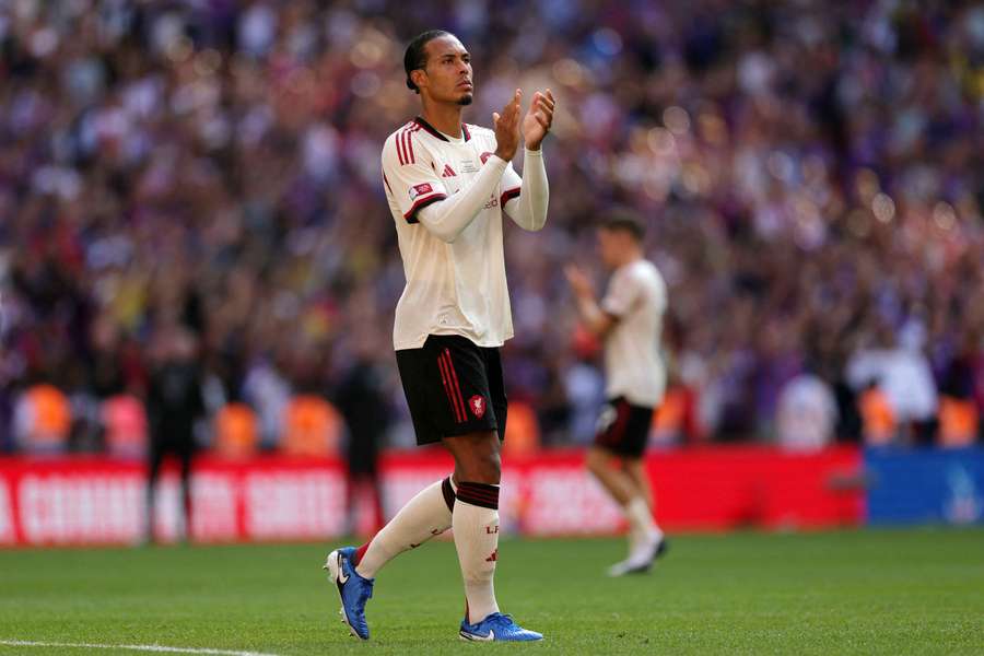 Virgil van Dijk veut du renfort. Virgil van Dijk veut du renfort.