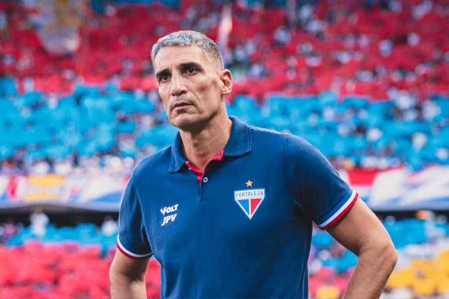 Vojvoda segue no comando do Fortaleza