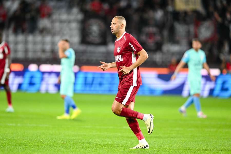 Slimani está atualmente no CFR Cluj