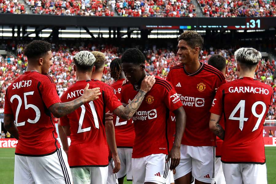 Les joueurs de Manchester United en pleine célébration.