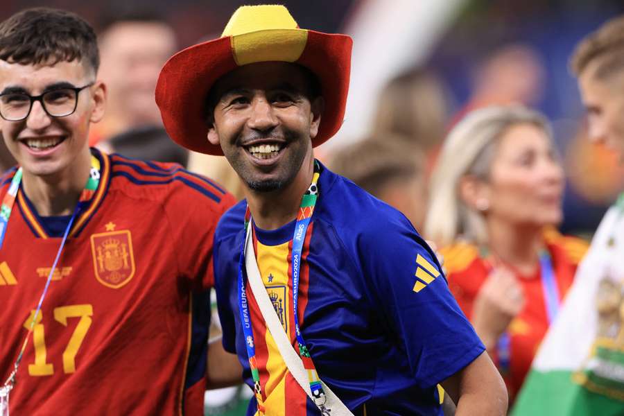 Le père de Lamine Yamal pendant l'Euro. Le père de Lamine Yamal pendant l'Euro.