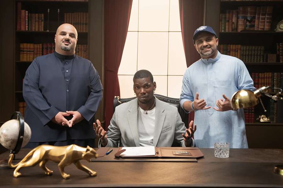 Pogba, junto a los otros propietarios del Al Haboob Pogba, junto a los otros propietarios del Al Haboob