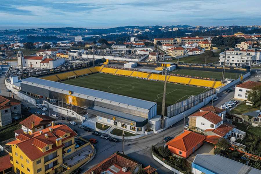 Estádio do Lusitânia de Lourosa Futebol Clube