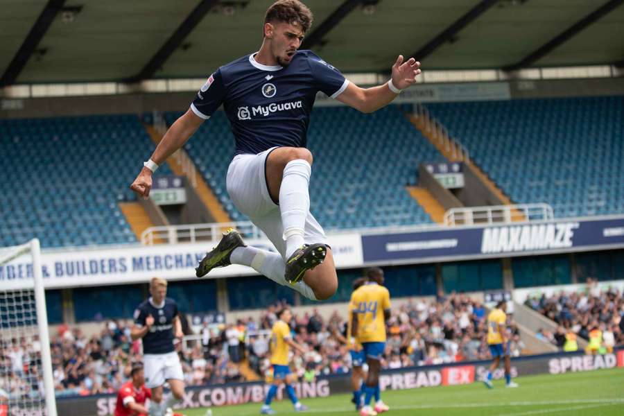 Millwall venceu jogo particular em Londres