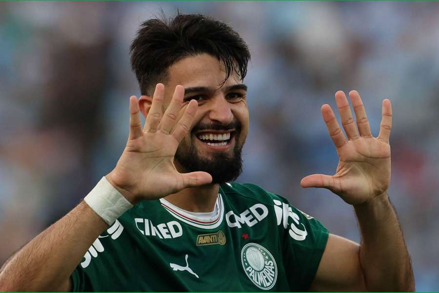 Flaco López abriu o placar da vitória que colocou o Palmeiras na liderança do grupo na Libertadores