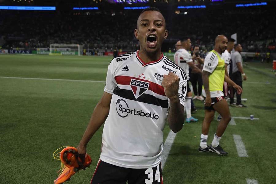Welington terá importante passo na carreira na Premier League
