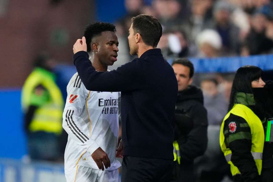 Xabi Alonso nu l-a folosit deloc pe Vinicius la Talavera Xabi Alonso nu l-a folosit deloc pe Vinicius la Talavera