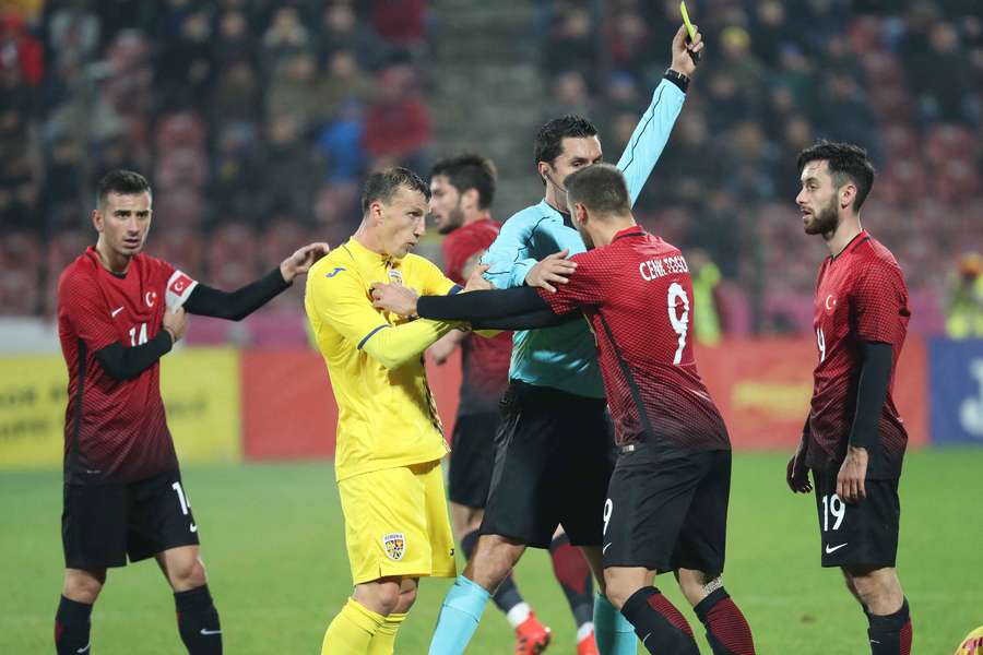 Ultima întâlnire directă dintre România și Turcia a avut loc în 2017, într-un meci amical desfășurat la Cluj-Napoca. Tricolorii au învins cu 2-0