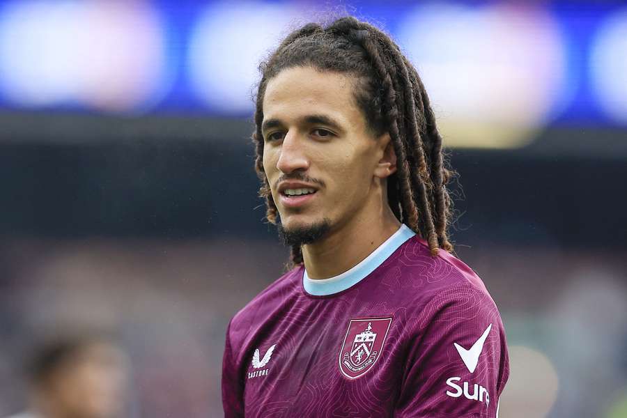 Mejbriho čeká pauza.