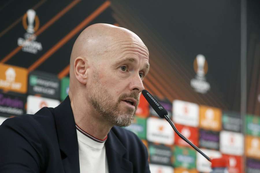 Erik ten Hag rekent op de spelers die er wel bij zijn