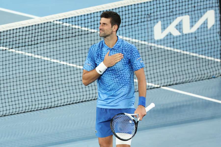 Gewohnt souverän nahm Novak Djokovic die erste Hürde bei den Australian Open 2023.
