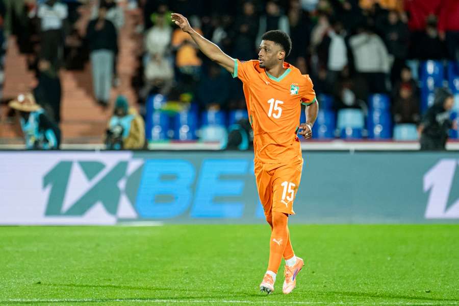 Die Elfenbeinküste mit dem Remis gegen Kamerun.