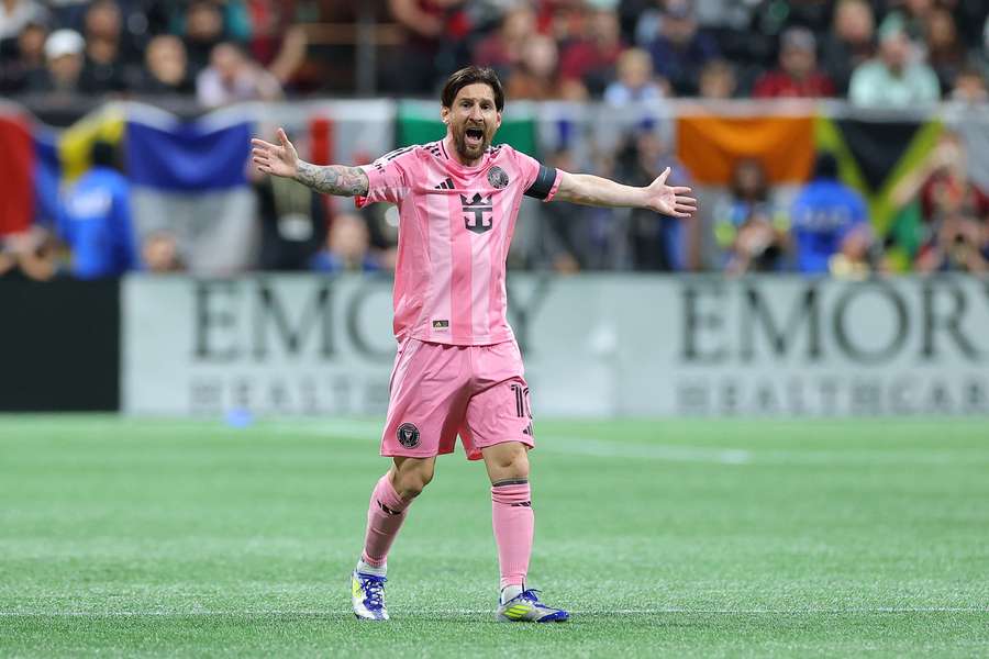 Lionel Messi during an MLS match between Inter Miami and Atlanta United (2025)