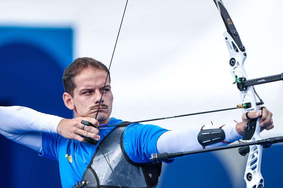 Marcus D'Almeida voltou a cair nas oitavas do tiro com arco