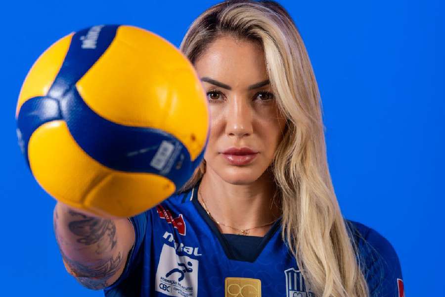 Thaísa foi uma das presenças ilustres no Jogo das Estrelas do NBB, em Belo Horizonte