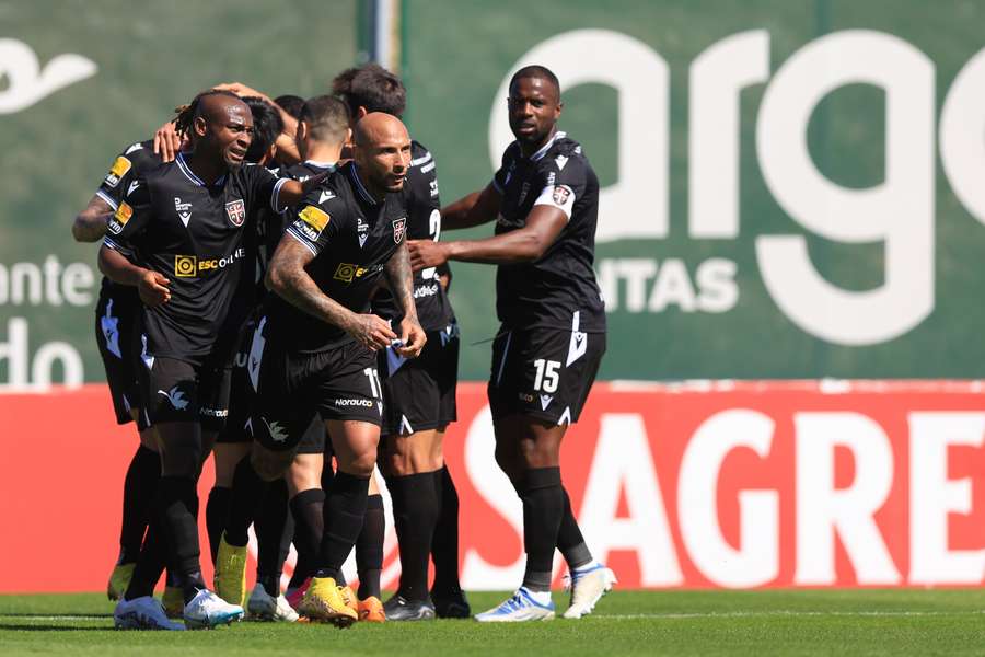 O Estádio Municipal de Rio Maior também foi apresentado pelo Estrela da Amadora