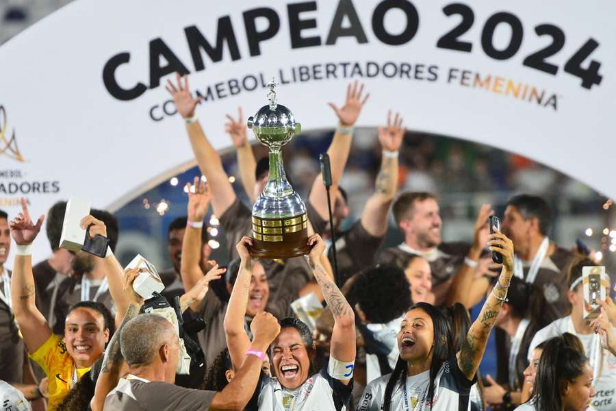 Corinthians é o maior campeão da Libertadores Feminina