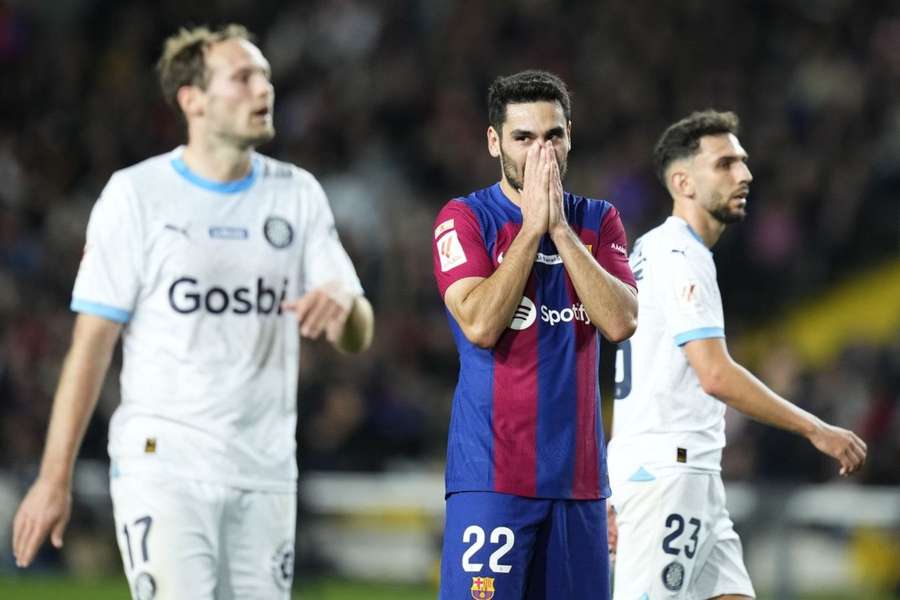 Gündogan marcou, mas não evitou derrota do Barcelona