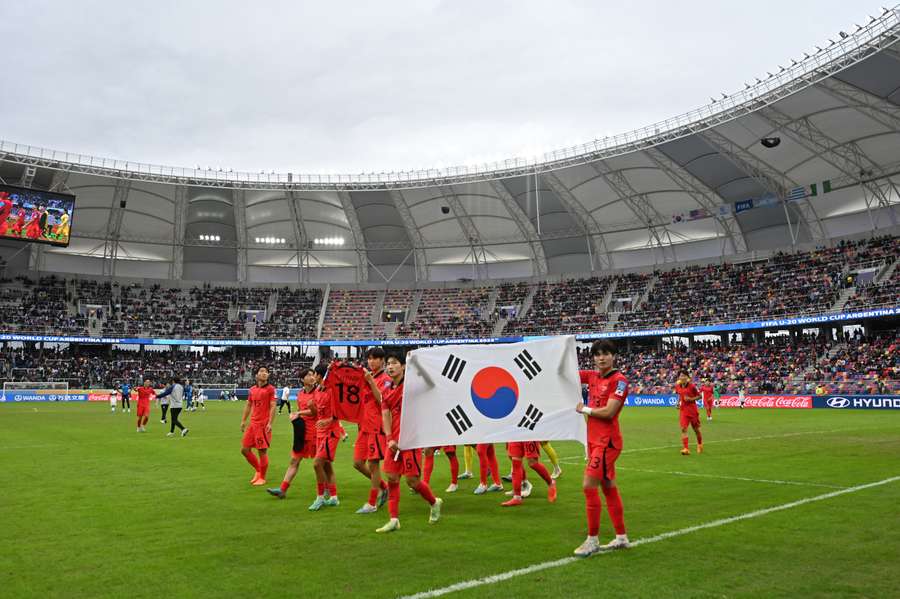 Los jugadores de Corea del Sur celebran el pase a semifinales