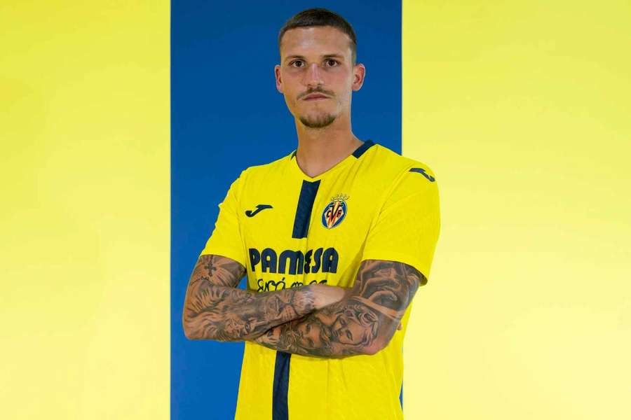 Rafa Marín ya viste como jugador del Villarreal