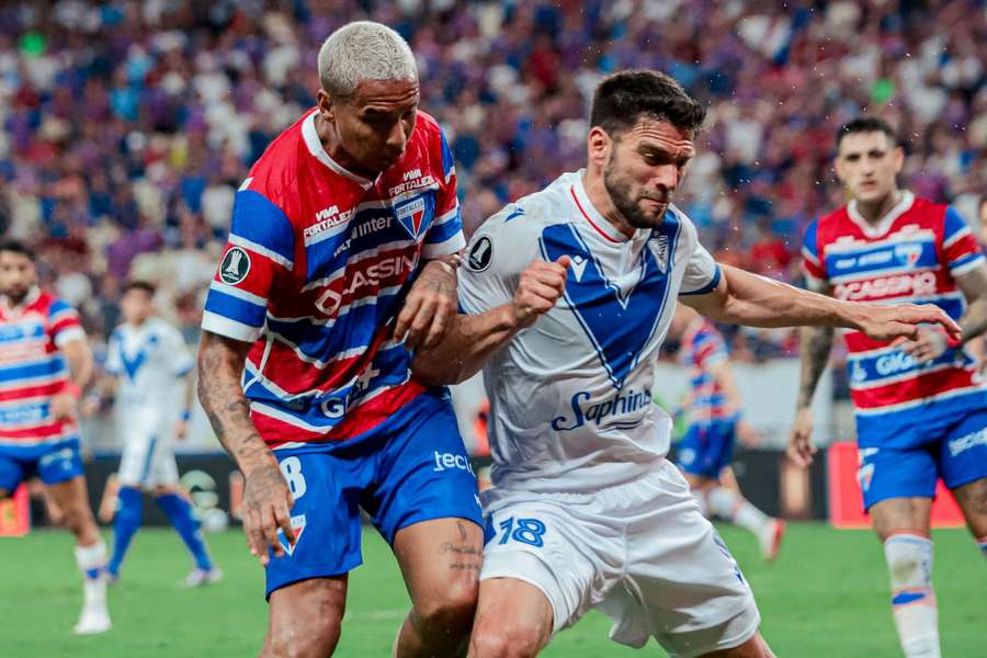 Fortaleza não saiu do 0 a 0 com o Vélez Sarsfield no Castelão