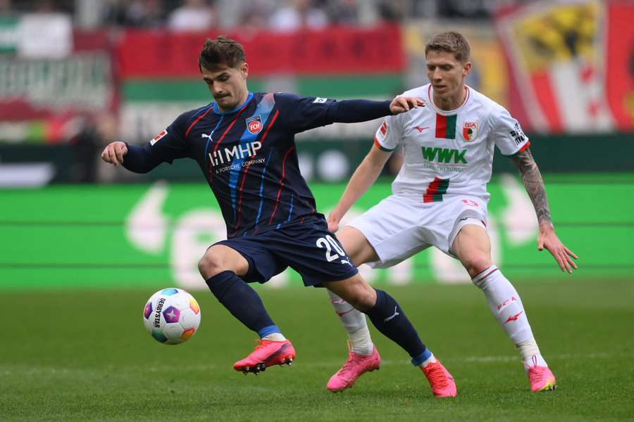 Vor der Saison wollten Augsburg und Heidenheim in der Liga bleiben, nun winkt gar das internationale Geschäft.