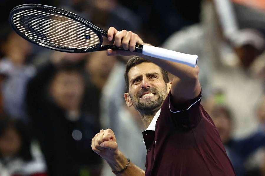 Novak segue sorrindo na China Novak segue sorrindo na China