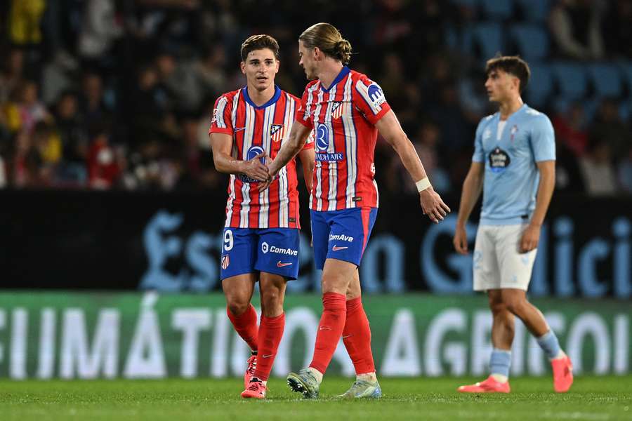 Gallagher e Julian juntos no Atlético