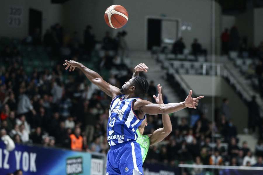 FC Porto segue em prova