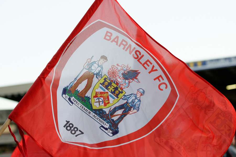 Barnsley end shirt sponsorship deal with crypto firm over homophobic posts