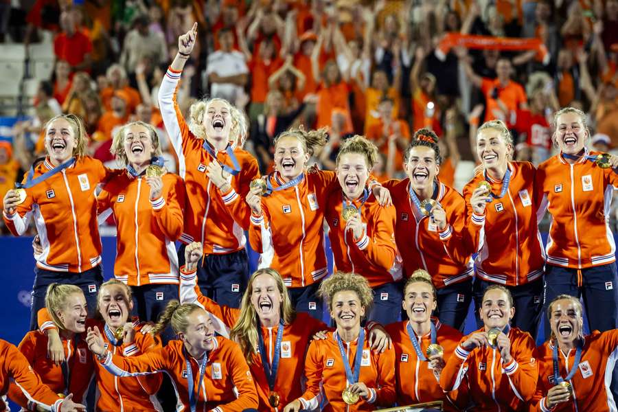 De hockeysters pakten goud